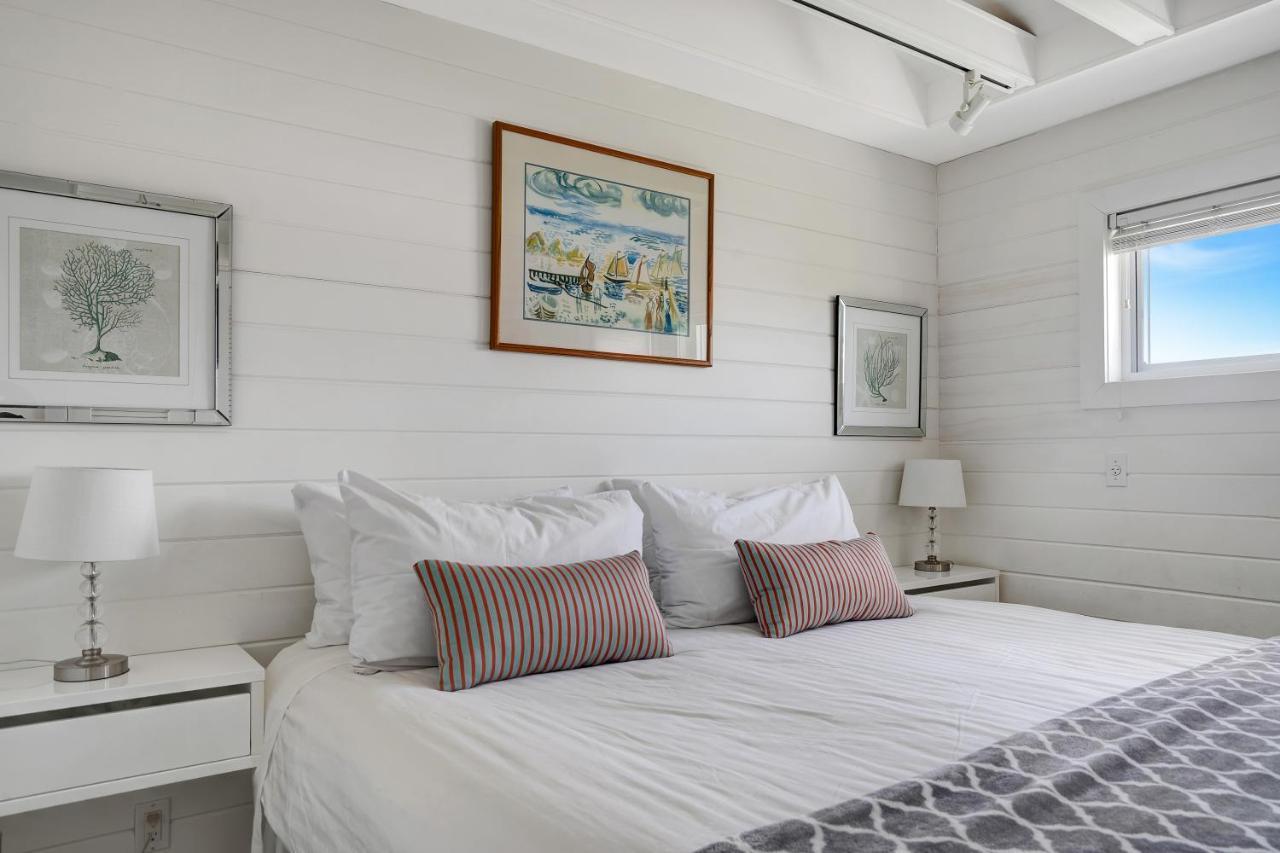 Driftwood Resort On The Ocean Монток Экстерьер фото