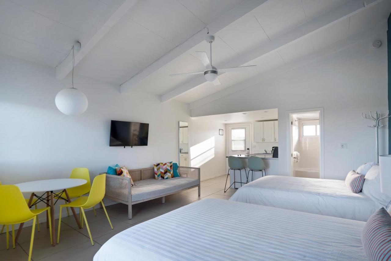 Driftwood Resort On The Ocean Монток Экстерьер фото
